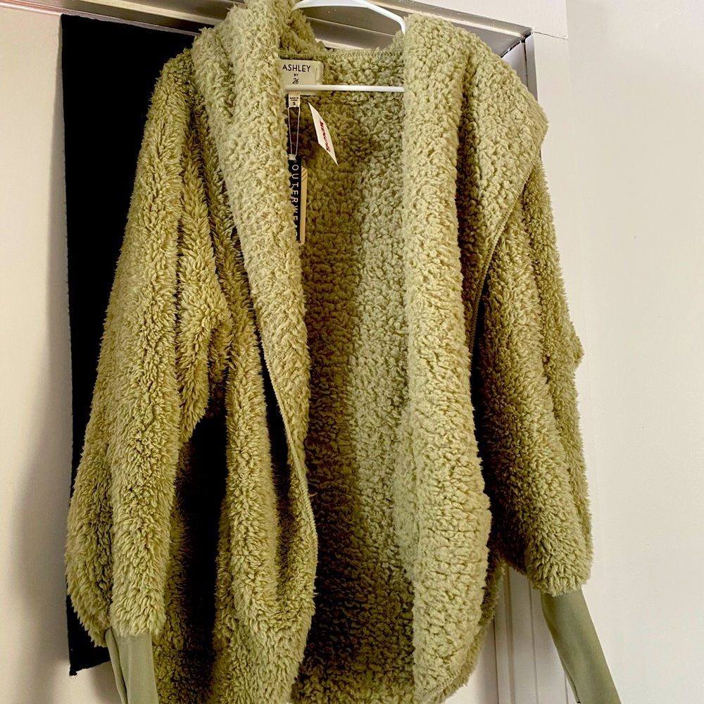 Olive green spring jacket. Small. Brand new $20. TjMaxx